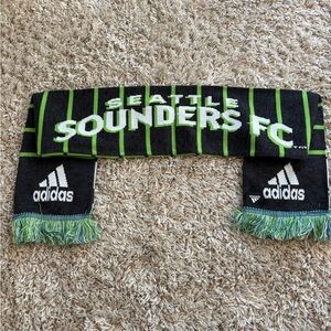Adidas Seattle Sounders 60 inch supporters scarf - Black and rave green, NWT
